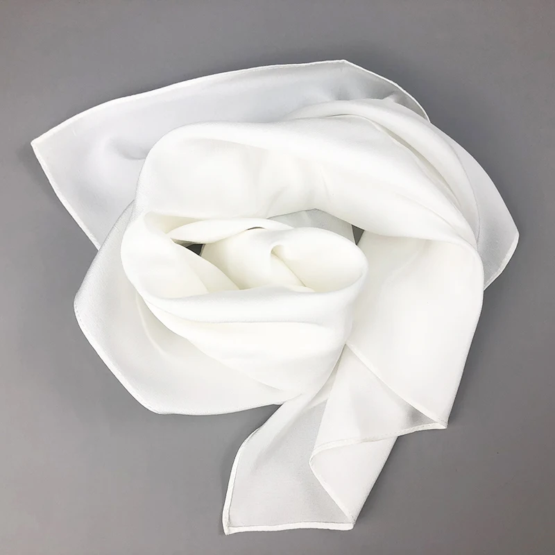 Nieuwe Dames Zijden Sjaal Vier - Silk Scarf Square recensie en prijs