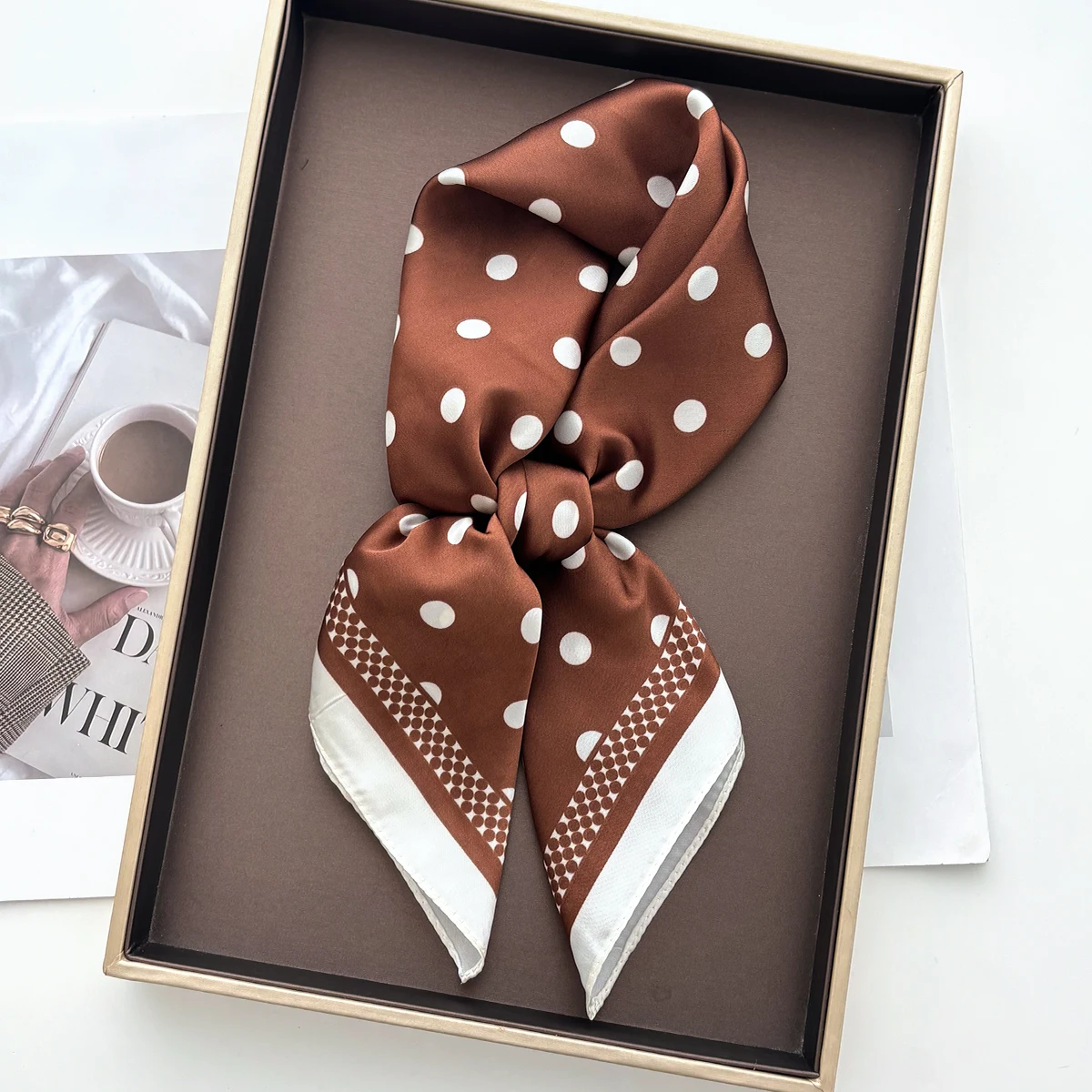 Dames elegante zachte satijnen - Silk Scarf Square recensie en prijs